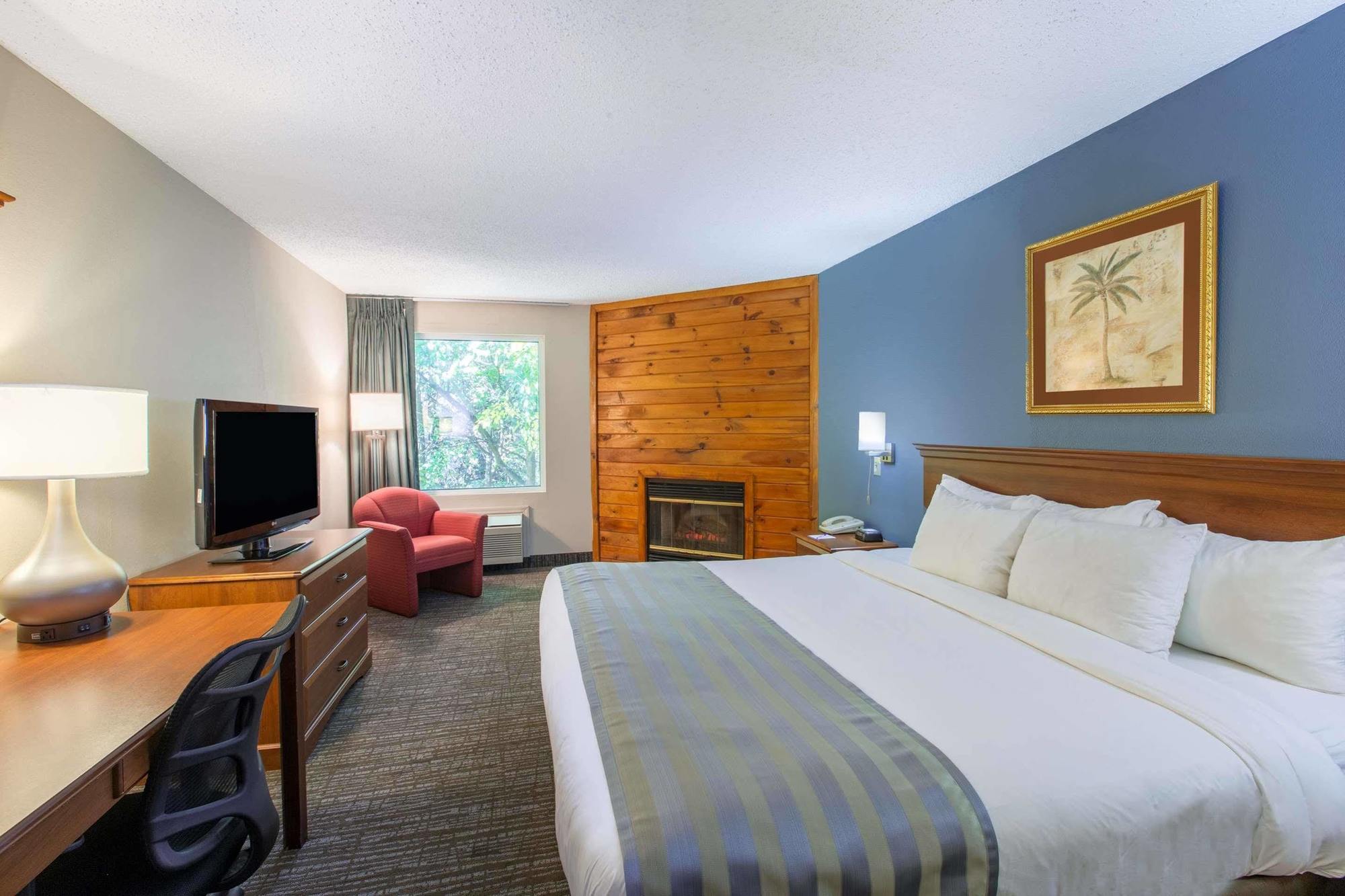 Baymont By Wyndham Bartonsville Poconos Екстер'єр фото