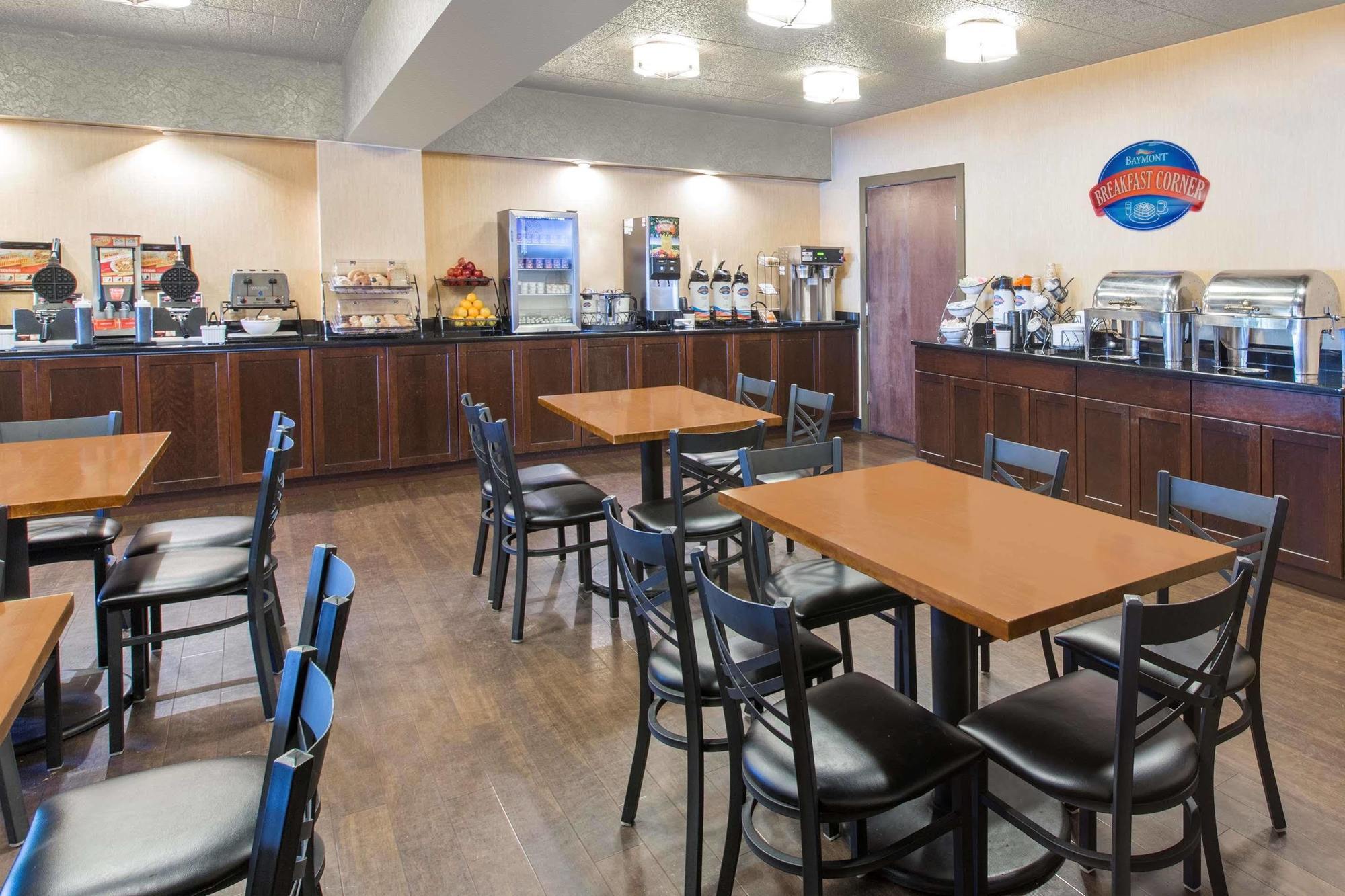 Baymont By Wyndham Bartonsville Poconos Екстер'єр фото